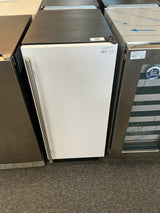 U-Line UHCR115-WS01B Freestanding Ice Maker